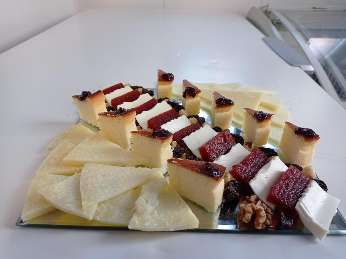 H La Cabana Pozuelo de Alarcón Buitenkant foto