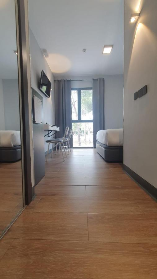 H La Cabana Pozuelo de Alarcón Buitenkant foto