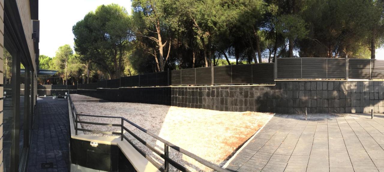 H La Cabana Pozuelo de Alarcón Buitenkant foto