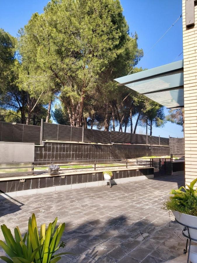 H La Cabana Pozuelo de Alarcón Buitenkant foto